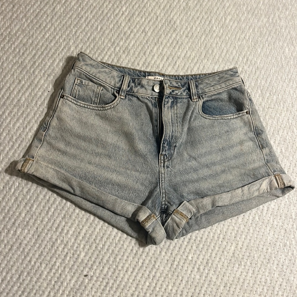 PacSun Light Wash Mom Short